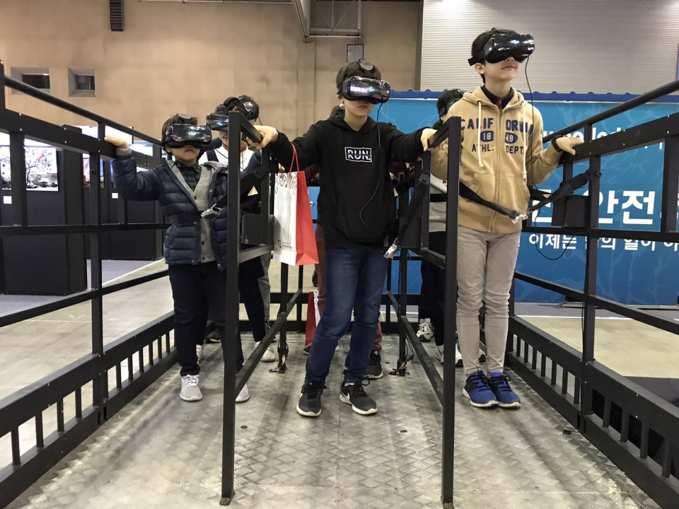 VR을 활용한 지진체험관. (황인솔 기자) 2018.11.14/그린포스트코리아