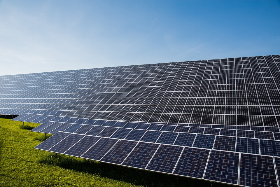 부산대학교 에너지기술인력양성센터는 ‘PSIM 소프트웨어를 활용한 태양광과 ESS 발전시스템 연계 설계 실무’ 무료 강좌를 실시한다. (사진=Pixabay)