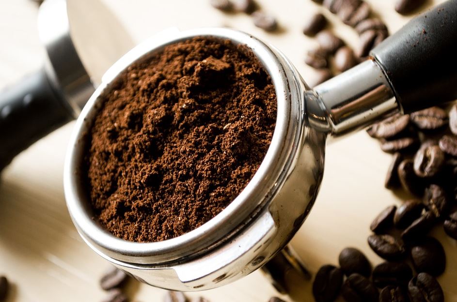 커피를 내리고 나온 찌꺼기로 바이오 원유를 만드는 기술이 개발됐다. (픽사베이 제공)