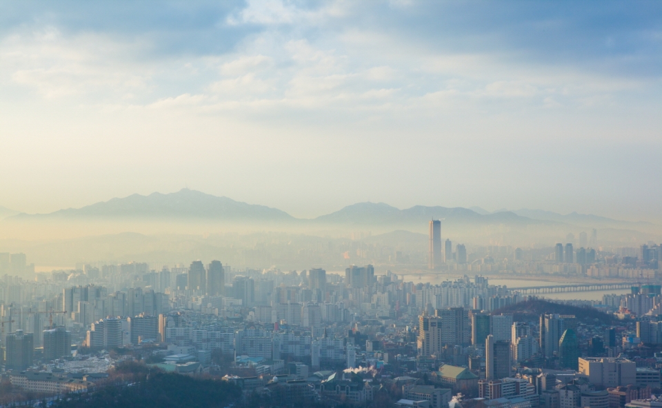 서울시는 건강한 도시환경 및 생태계 복원으로 ‘숨쉬는 도시’ 조성을 통해 시민의 행복을 추진한다는 방침이다. (사진 서울시 제공)