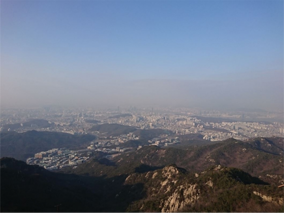 서울시보건환경연구원이 ‘초미세먼지(PM2.5)’ 상시 성분 분석시스템을 구축한다. (사진 서울시청 제공)