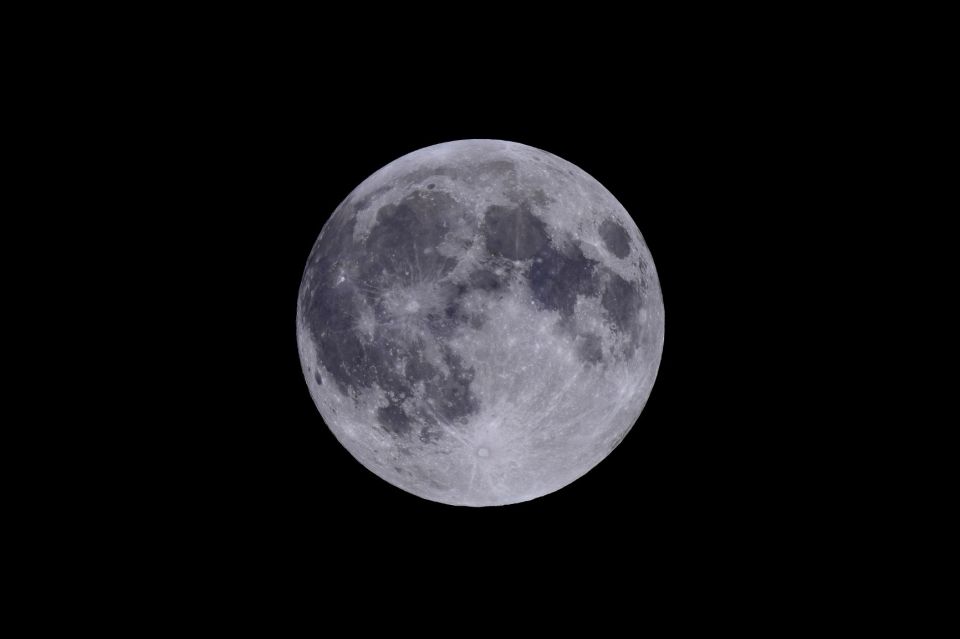 올해 추석 보름달은 13일 오후 6시 26~39분쯤 뜨겠다.(한국천문연구원 제공) 2019.9.12/그린포스트코리아