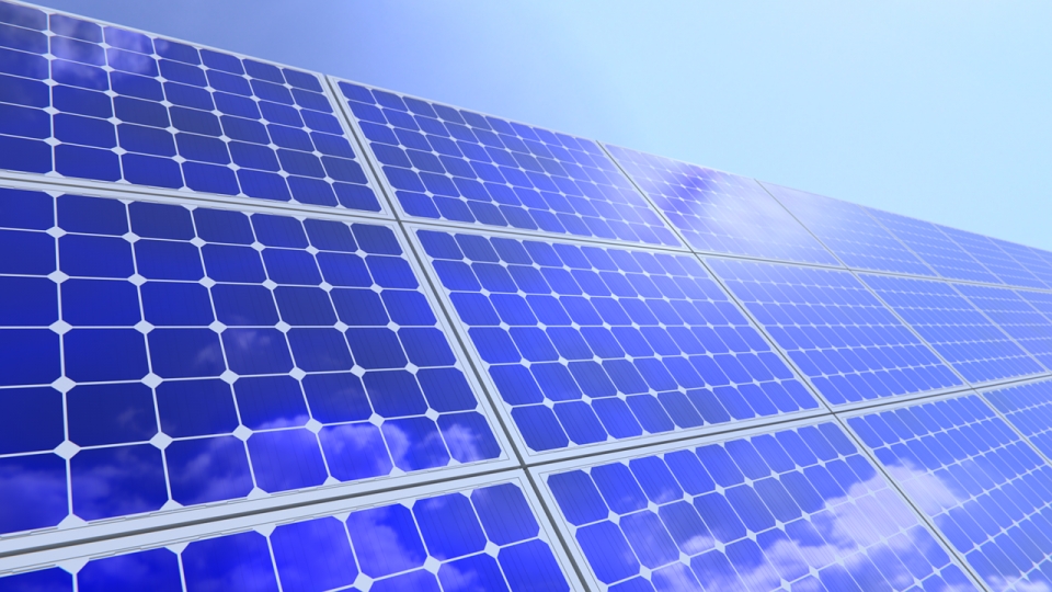 산업통상자원부는 올 하반기 상반기에 비해 150MW 확대된 500MW 규모로 공급의무자와 20년간 장기계약을 맺는 태양광 고정가격계약 경쟁입찰 접수를 10월 4일 시작한다고 밝혔다. (픽사베이 제공)
