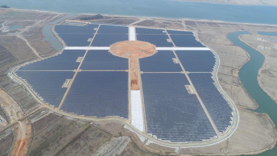 국내 최대 태양광 발전용량을 자랑하는 솔라시도 태양광이 상업운전을 개시했다. (한국남부발전 제공)/그린포스트코리아