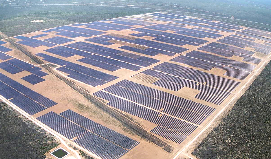 한화에너지 미국법인 174 Power Global이 지난 8월 미국 텍사스주에 완공한180MW 급 태양광 발전소 전경 (한화그룹 제공)/그린포스트코리아