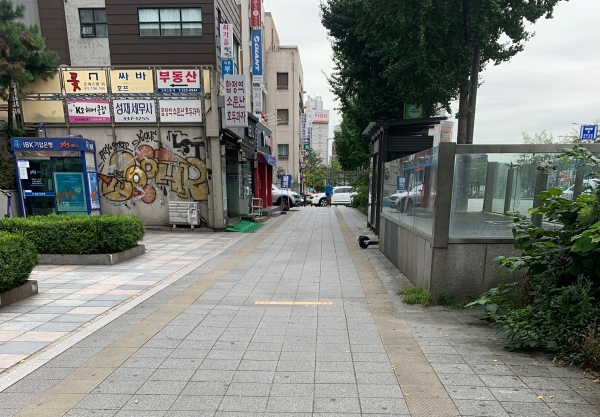 사회적 거리두기 2.5단계 시행으로 한적해진 서울 시내 (이민선 기자)/그린포스트코리아