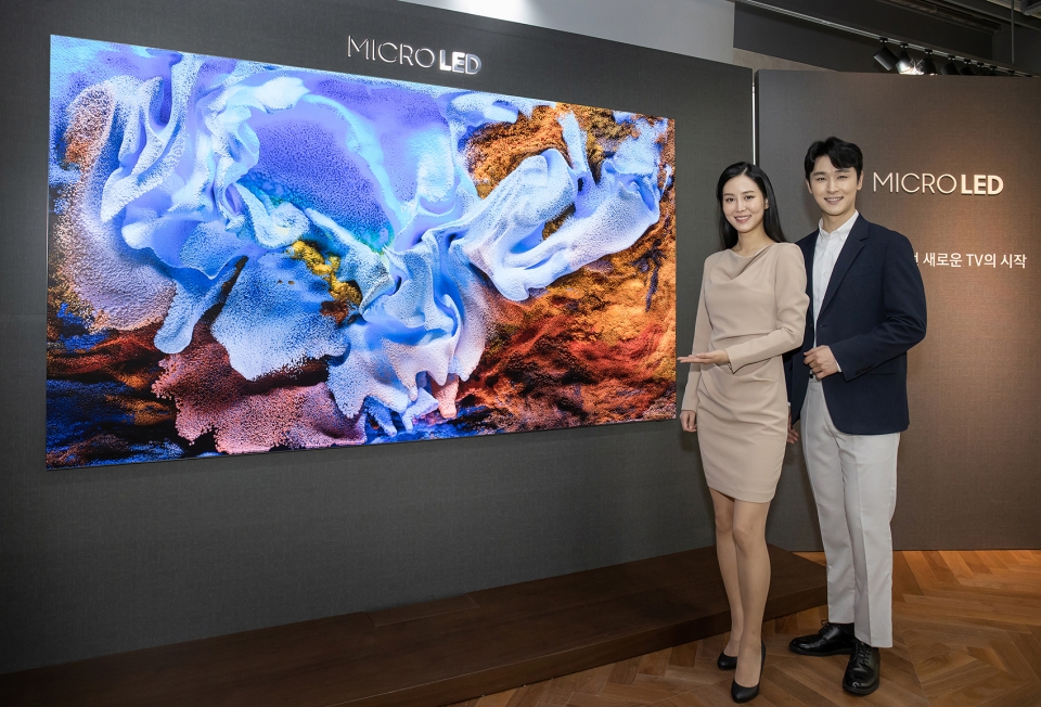 삼성전자가 '마이크로 LED TV' 110형 신제품을 10일 공개했다. (삼성전자 제공)/그린포스트코리아