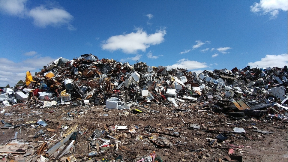 함부로 버려진 쓰레기가 잔뜩 쌓여 산을 이룬 곳들이 있다. 사진은 독자 이해를 돕기 위한 이미지로 기사 특정 내용과 관계없음. (픽사베이 제공)/그린포스트코리아