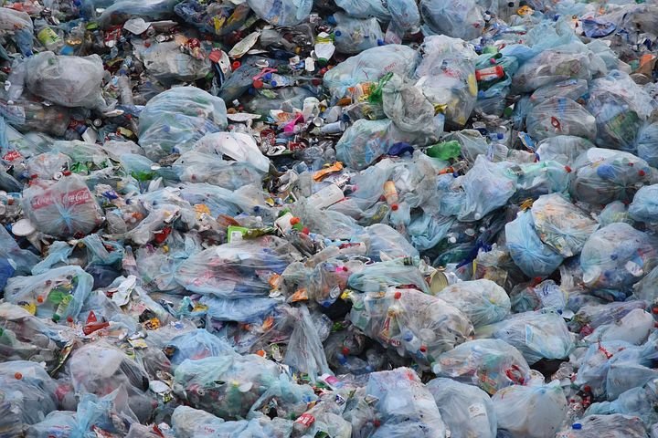 국내에서 플라스틱을 가장 많이 배출하고 있는 분야는 단연 포장재라고 할 수 있다. (픽사베이 제공)/그린포스트코리아