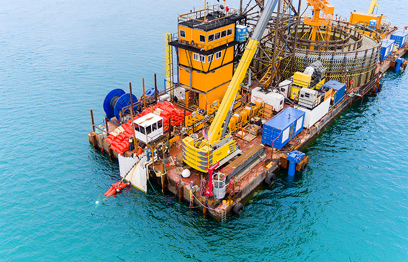 LS전선이 미국 해상풍력단지에서 해저케이블을 시공하고 있는 모습. (사진=LS전선)/그린포스트코리아