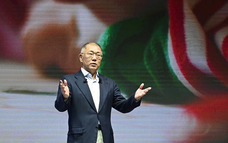 정의선 현대자동차그룹 회장은 6일 경기도 고양시 현대 모터스튜디오에서 임직원 참여형 신년회를 갖고 신년 메시지와 비전을 공유했다./현대자동차그룹 제공