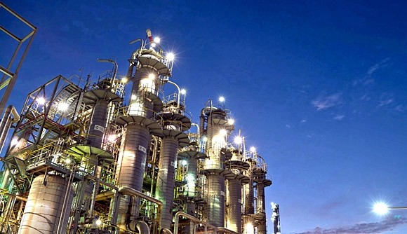 올해 석유화학 4사가 정기주주총회를 마친 가운데 재무구조 개편 및 사업 효율화 확보에 나설 전망이다.