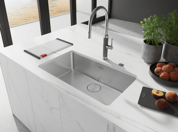 프랑케(Franke)가 만든 고객 맞춤형 '프리미엄 스테인리스 싱크' 제품./사진=포스코