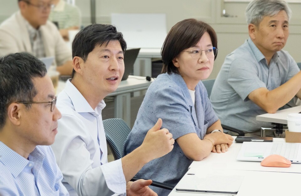 GS칼텍스가 허세홍 GS칼텍스 사장을 포함한 회사 임원들을 대상으로 생성형AI(GenAI) 교육을 진행했다./GS칼텍스 제공