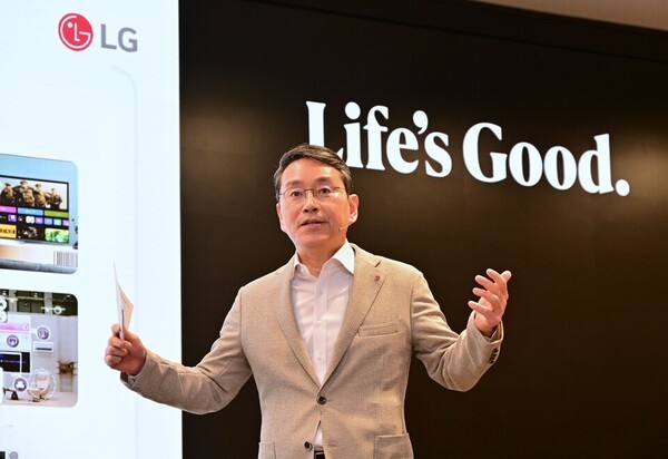 지난 3월 25일 서울 여의도 LG트윈타워에서 열린 LG전자 제23기 정기 주주총회에서 주주들에게 경영 성과와 중장기 사업 전략 방향을 설명하고 있는 조주완 LG전자 CEO./사진=LG전자