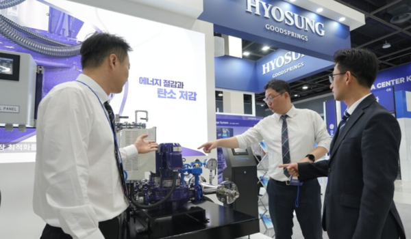 13일부터 14일까지 서울 양재동 aT센터에서 열리는 '2025 데이터센터 코리아' 에 참가해 데이터센터 관련 펌프를 선보이는 효성굿스프링스. /효성 제공