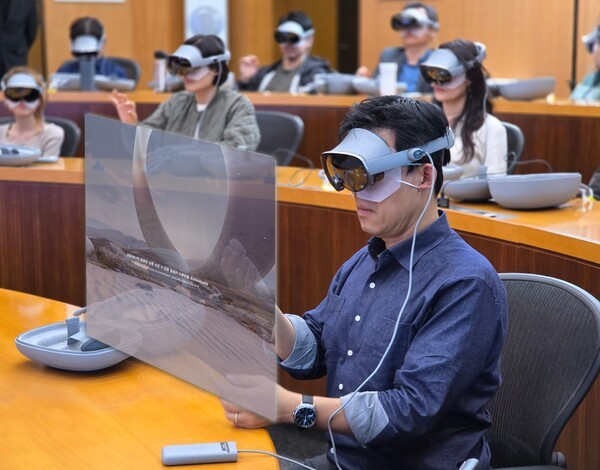 인공지능과 확장현실을 결합한 차세대 교육 프로그램을 도입한 삼성인력개발원. /삼성그룹