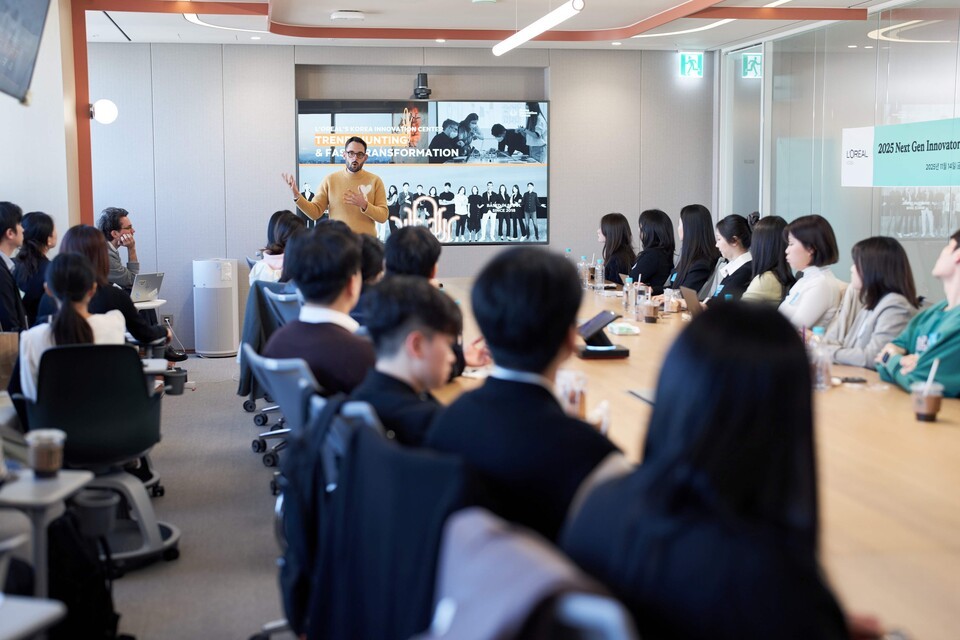 지난 14일 서울 삼성동 본사에서 이공계 대학생 40여 명을 대상으로 '오퍼레이션 커리어데이'(Operations Career Day)를 개최한 로레알코리아. /로레알코리아
