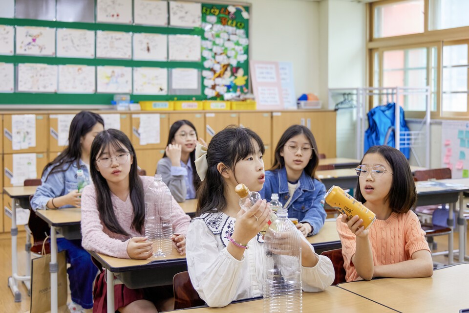 수퍼빈의 자원순환 환경교육 모습. /수퍼빈