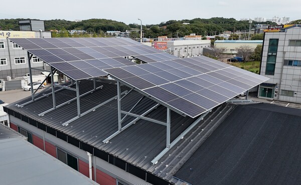 딥리뉴어블스, '솔라리스' 플랫폼으로 지붕형 태양광 상용화 나선다 - 뉴스 썸네일 이미지